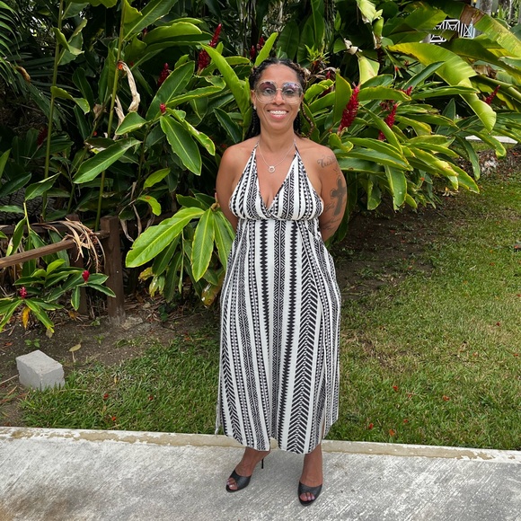 Meet your Posher, Lyla - Picture 1 of 2